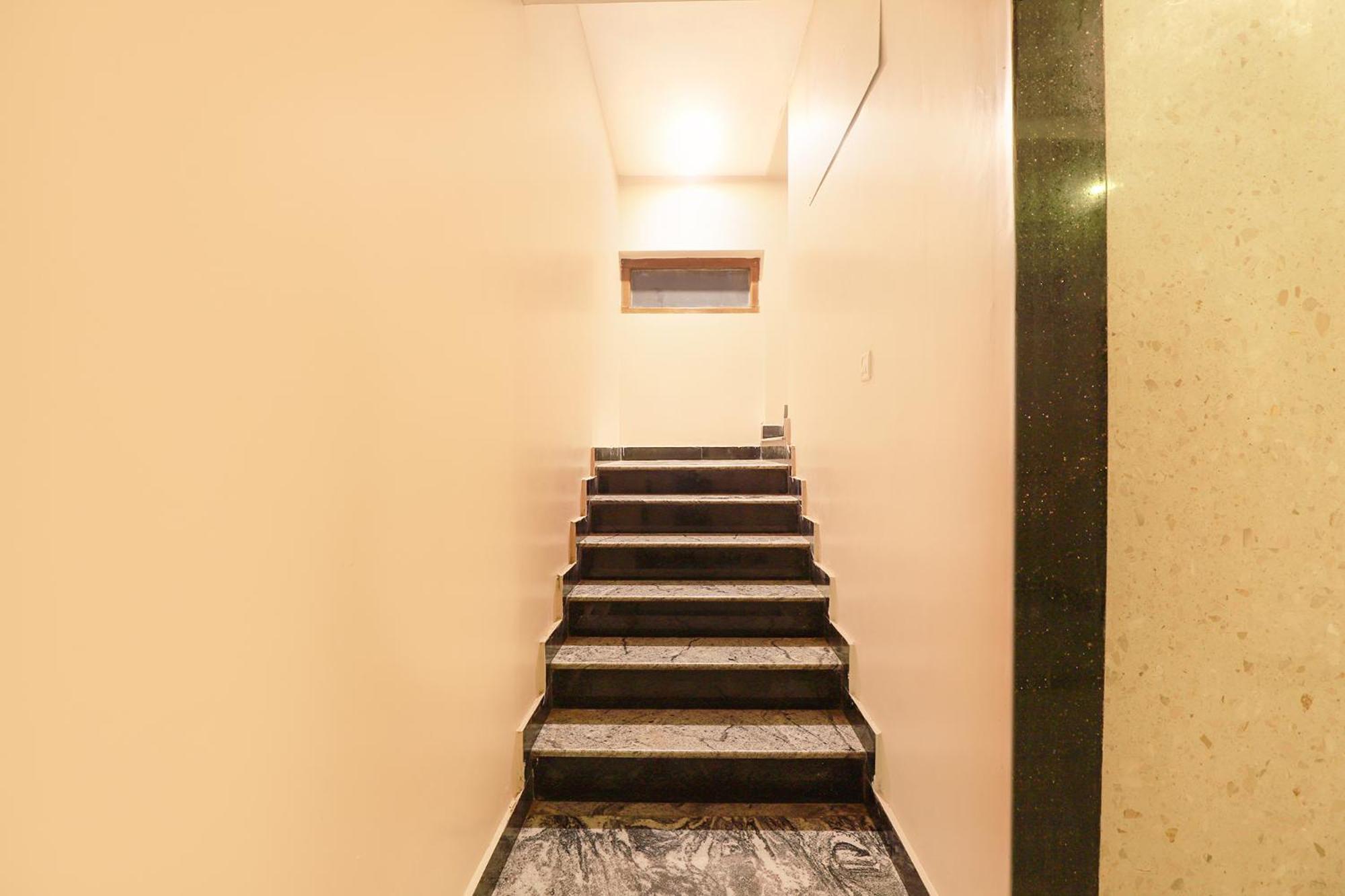 Fabhotel Nk Courtyard - Nr Guindy Industrial Estate Chennai Eksteriør bilde